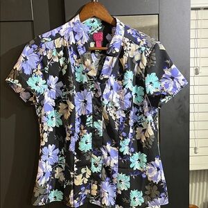 212 Collection Black Floral Short Sleeve Top